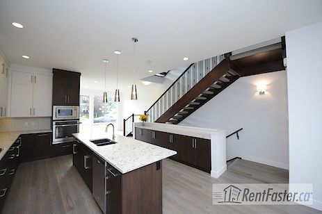 1922 32 Ave SW - - property image