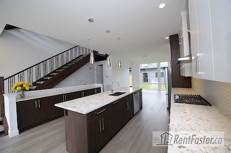 1922 32 Ave SW - - property image