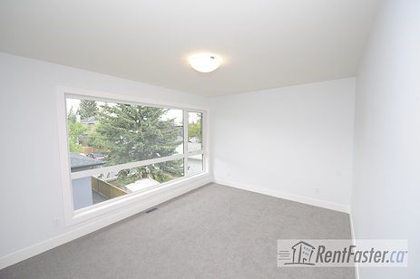 1922 32 Ave SW - - property image