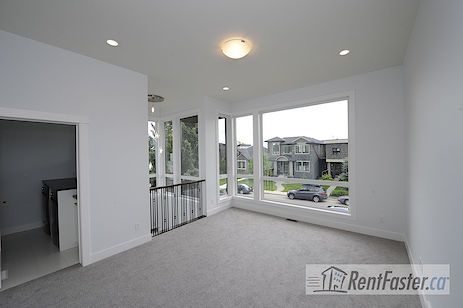 1922 32 Ave SW - - property image