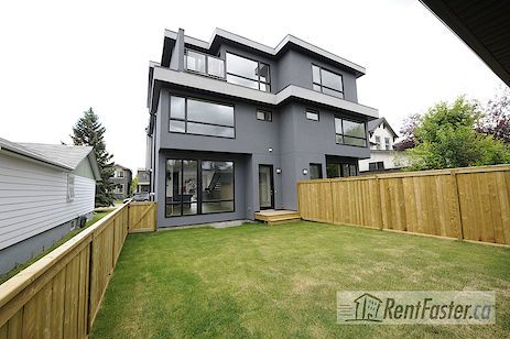 1922 32 Ave SW - - property image