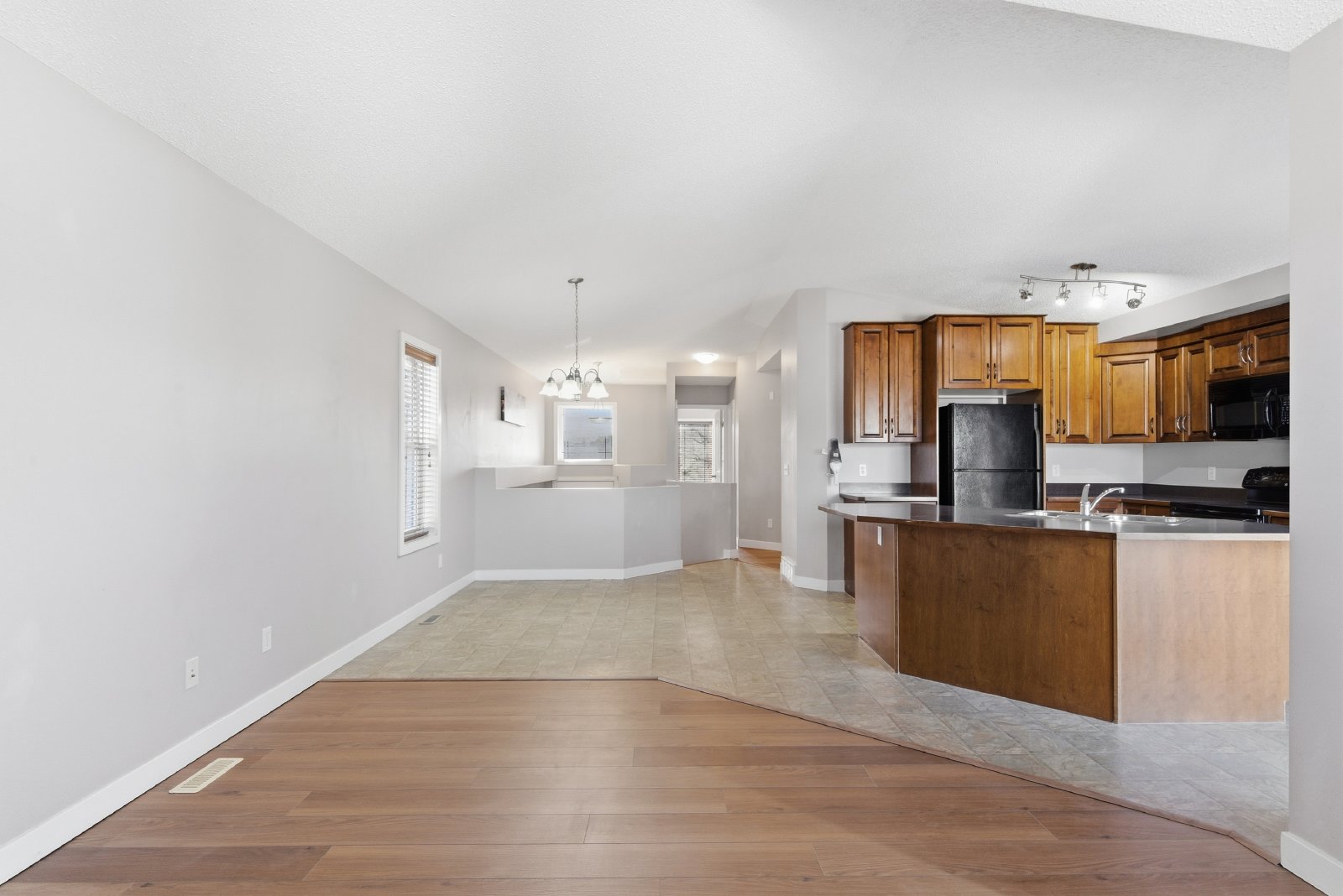 84 Panora Close NW - 1 property image