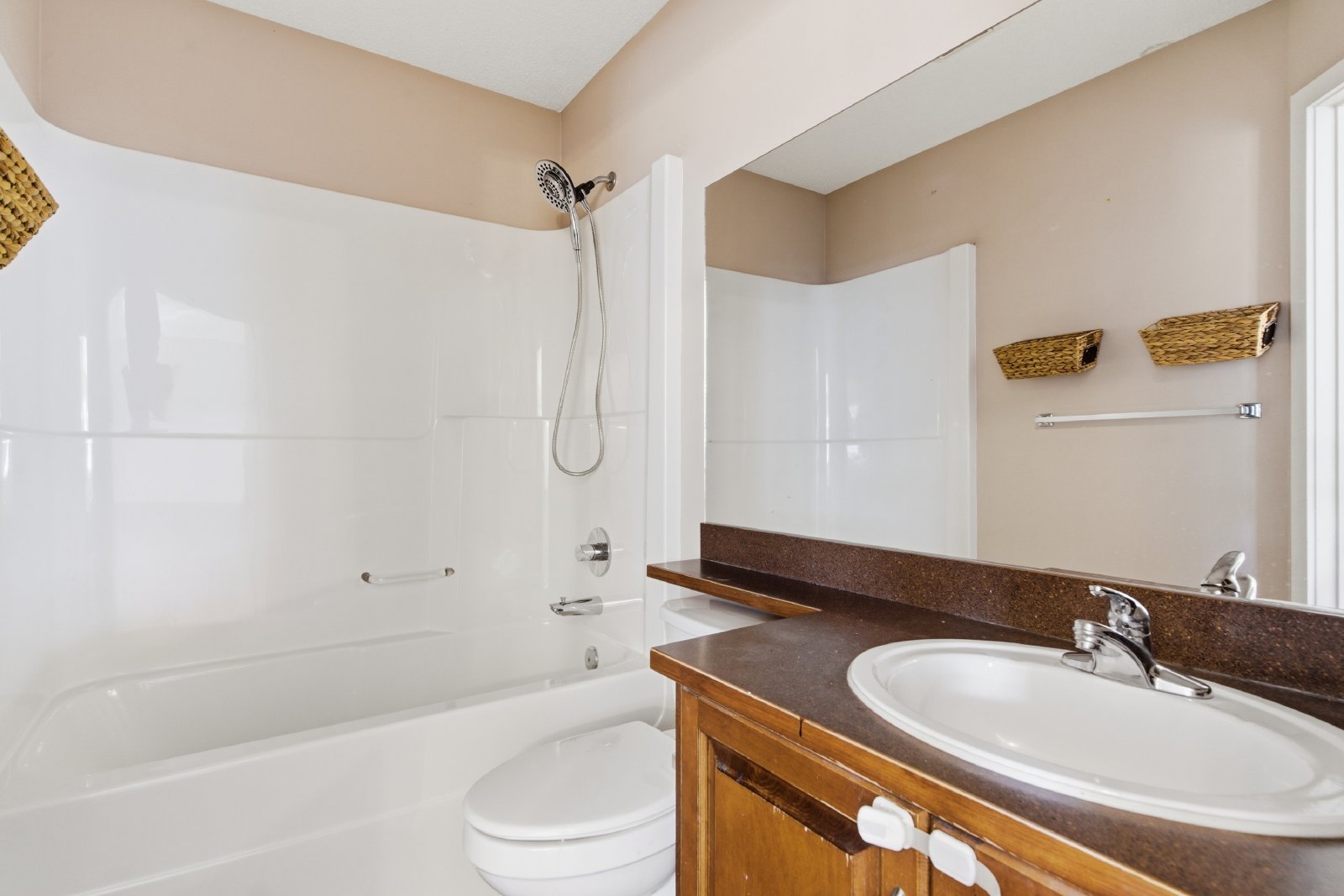 84 Panora Close NW - 1 property image