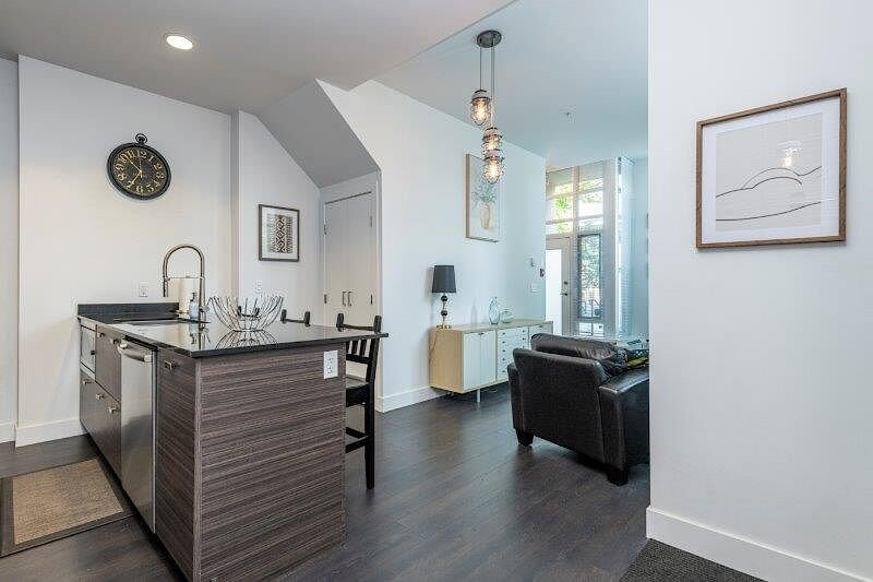 109, 1500 7 St SW - - property image