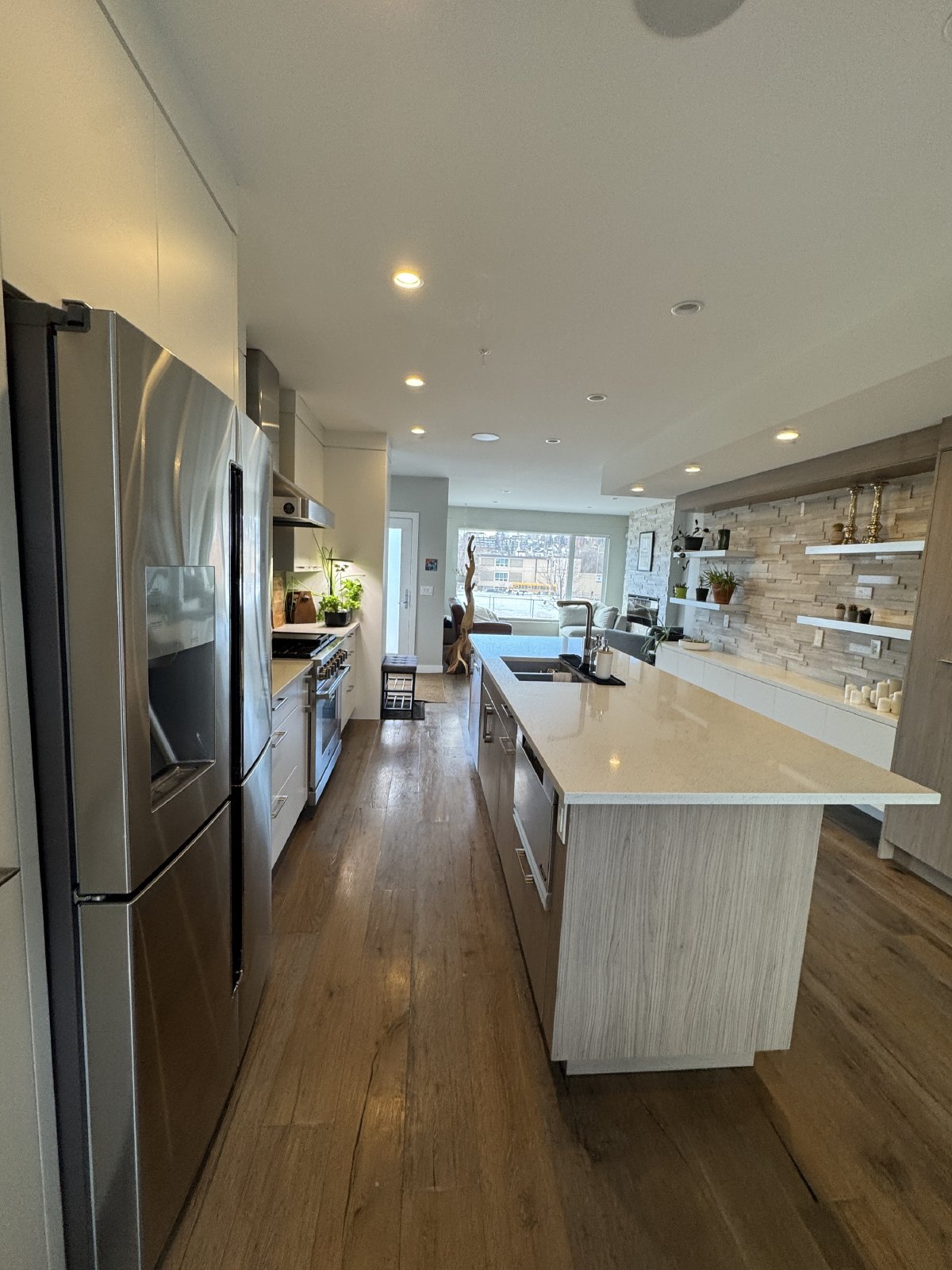 224 6A Street Northeast - 1 property image