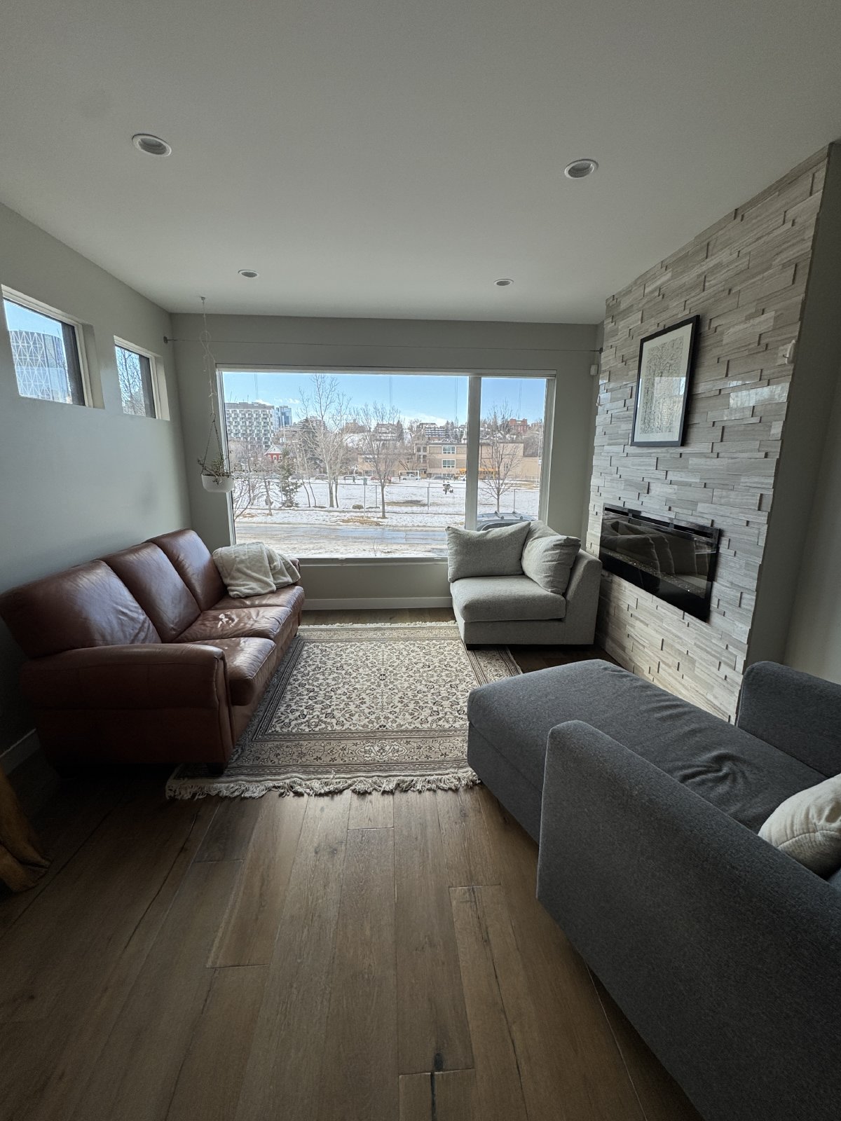 224 6A Street Northeast - 1 property image