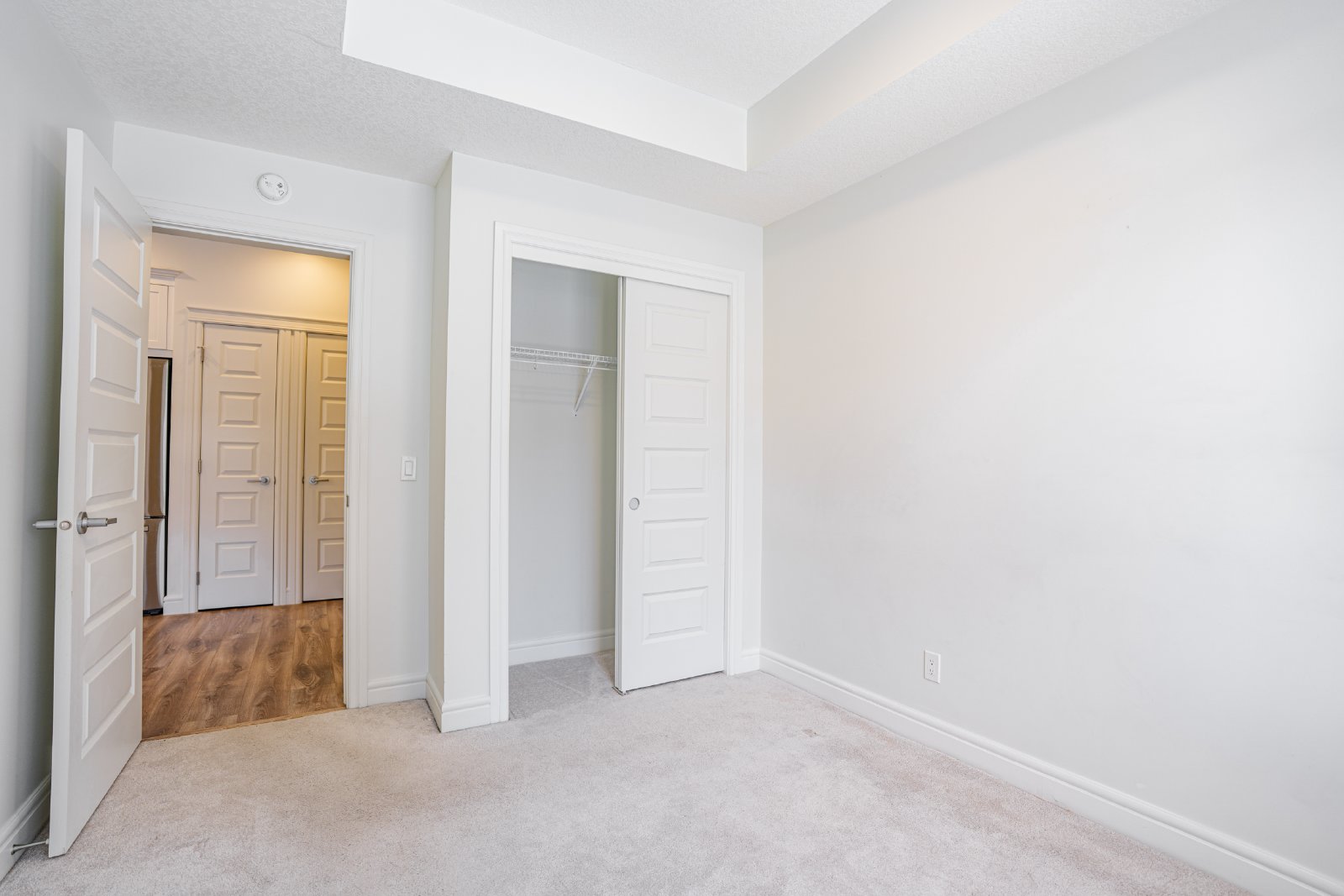 307, 10060 46 Street NE - 1 property image