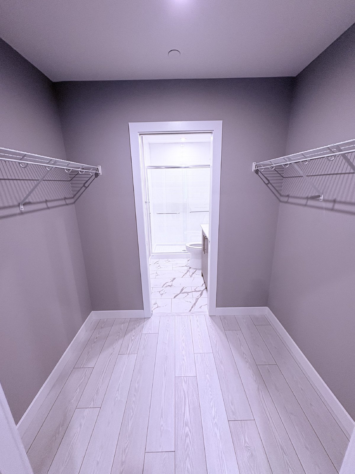 310 15 Avenue SW - 1 property image