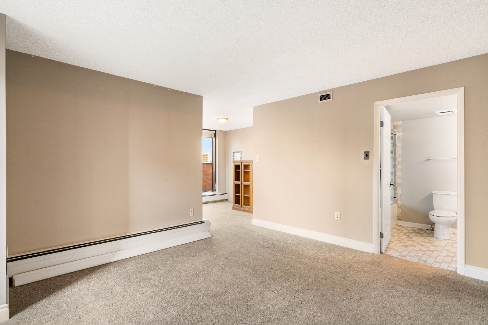 907, 1100 8 Ave SW - 907 property image