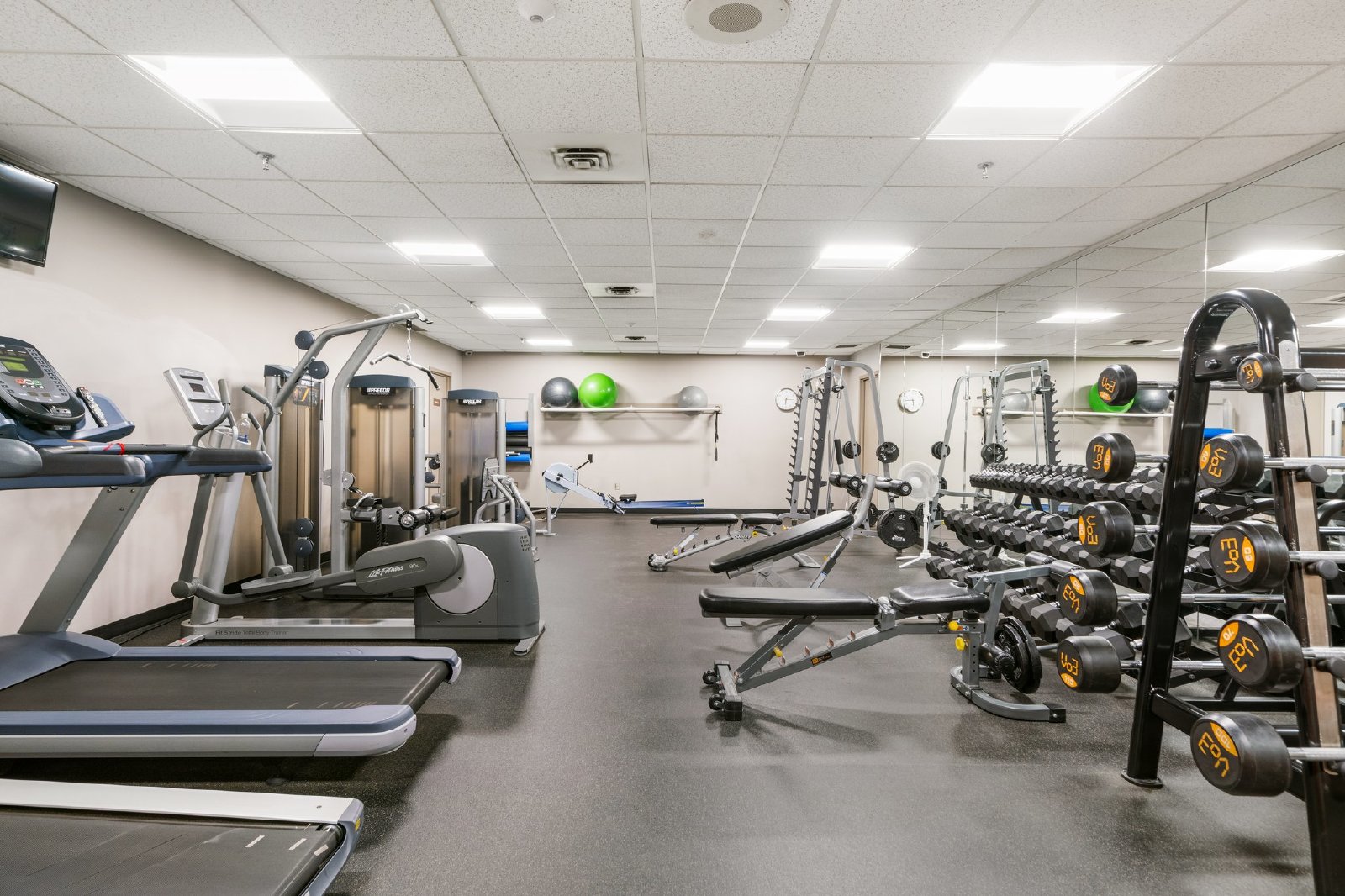 907, 1100 8 Ave SW - 907 property image