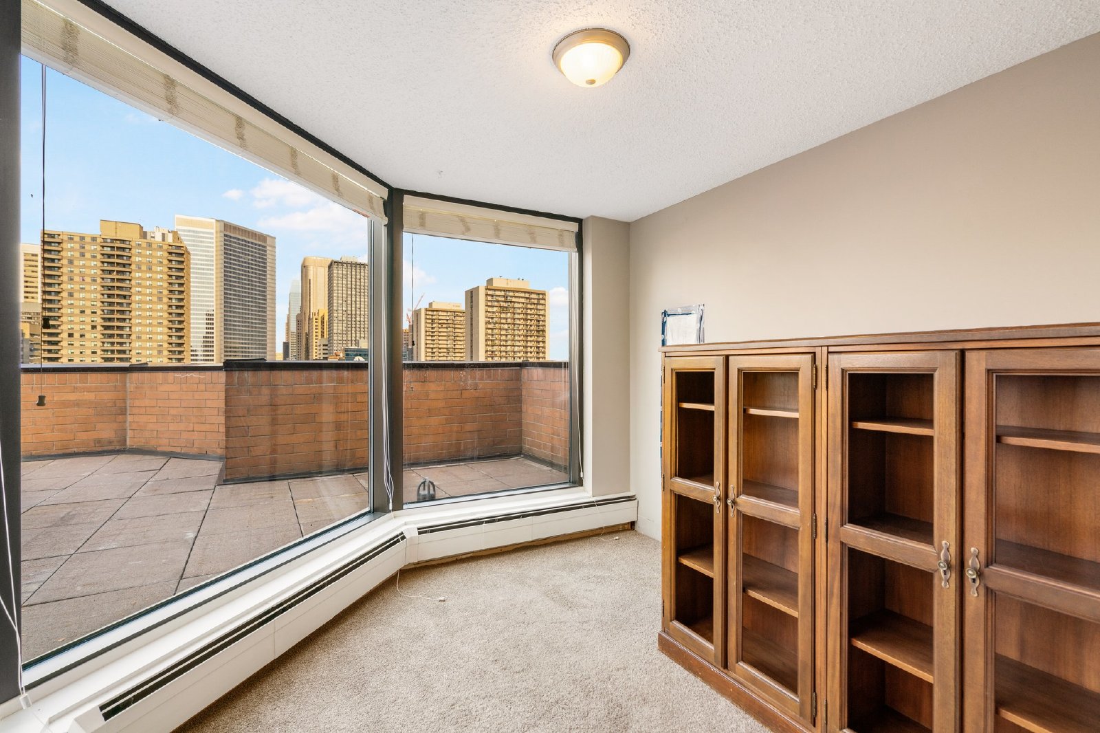 907, 1100 8 Ave SW - 907 property image