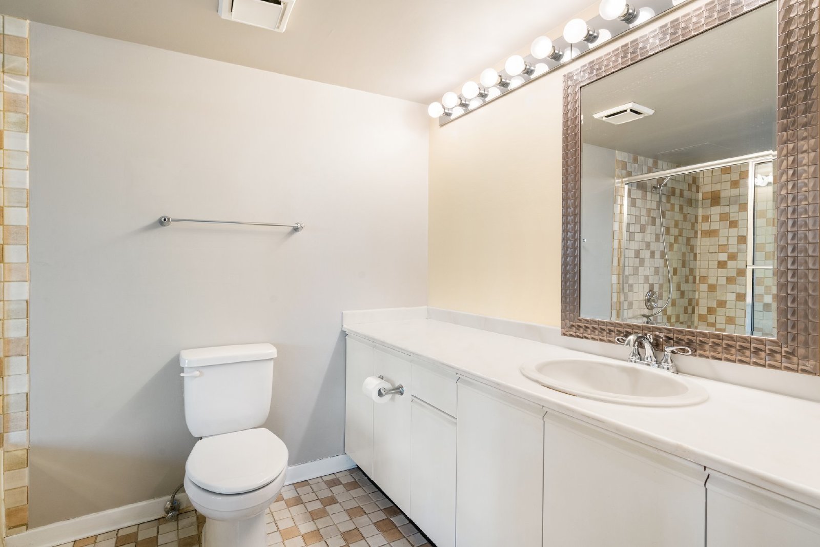 907, 1100 8 Ave SW - 907 property image