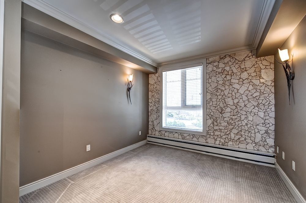 4203, 400 Eau Claire Ave SW - - property image