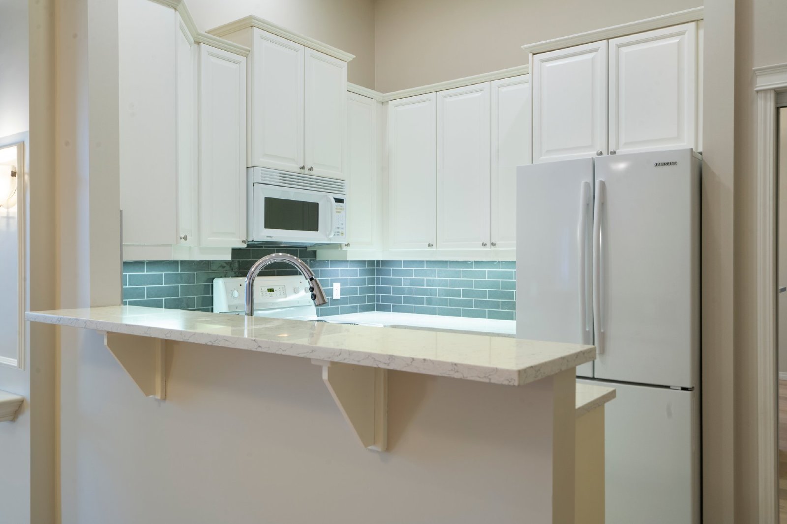 206, 881 15 Avenue SW - 1 property image