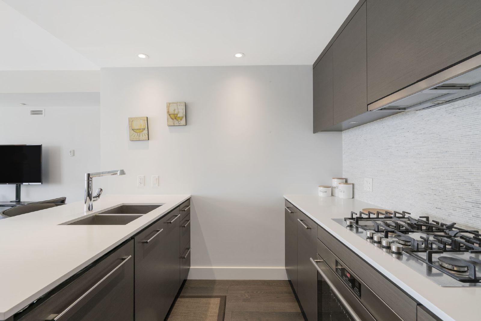 2104, 1025 5 Avenue SW - 1 property image