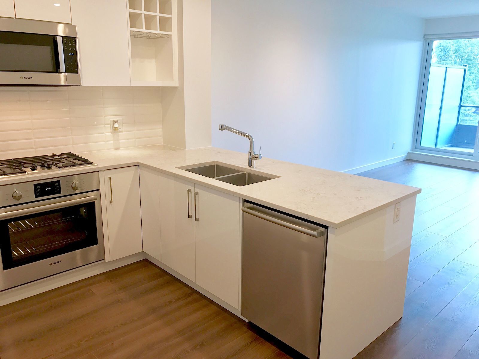 410, 301 - 10 Street NW - NR - - property image
