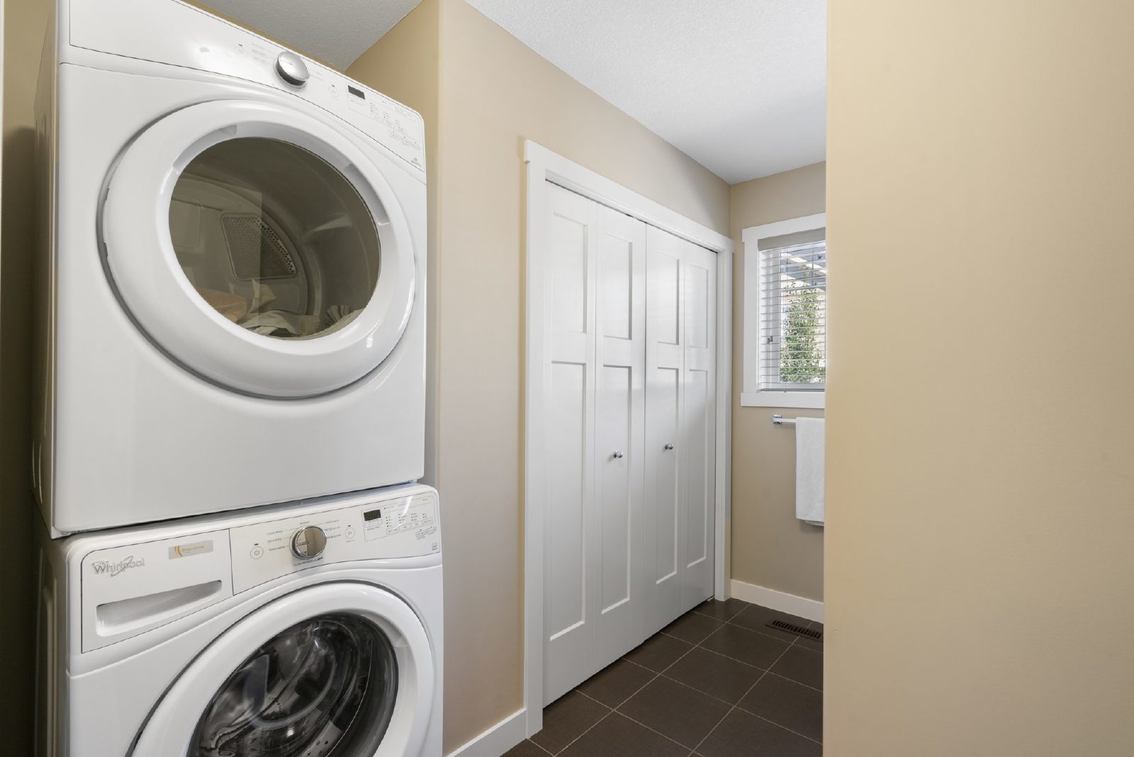 901 Evanston Manor NW - - property image