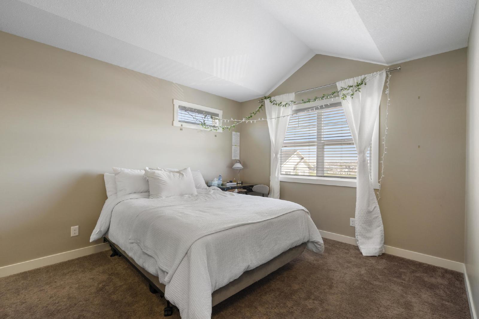 901 Evanston Manor NW - - property image