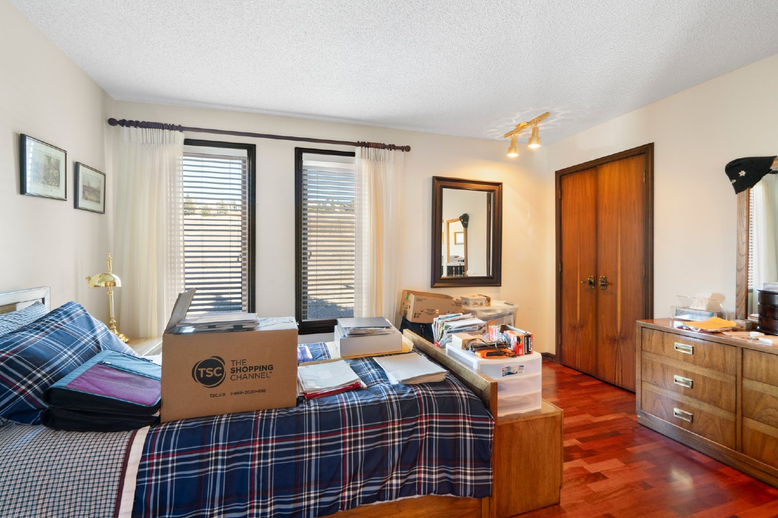 836 Edgemont Rd NW - - property image