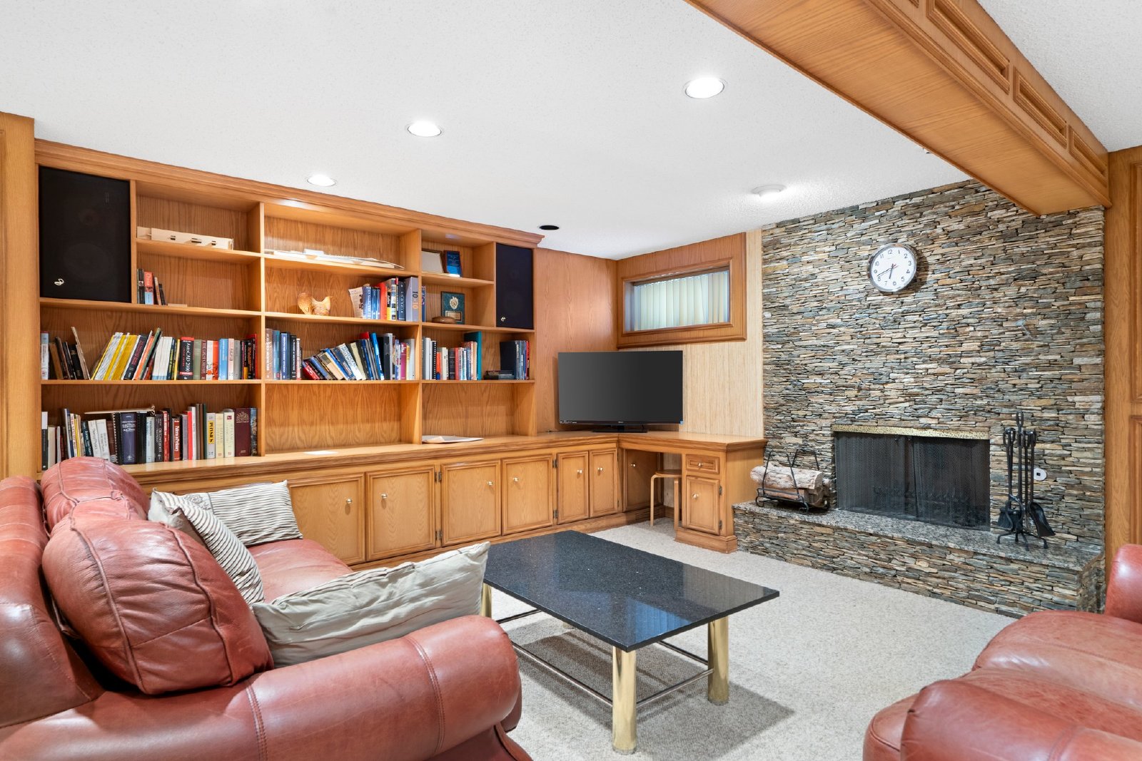 836 Edgemont Rd NW - - property image