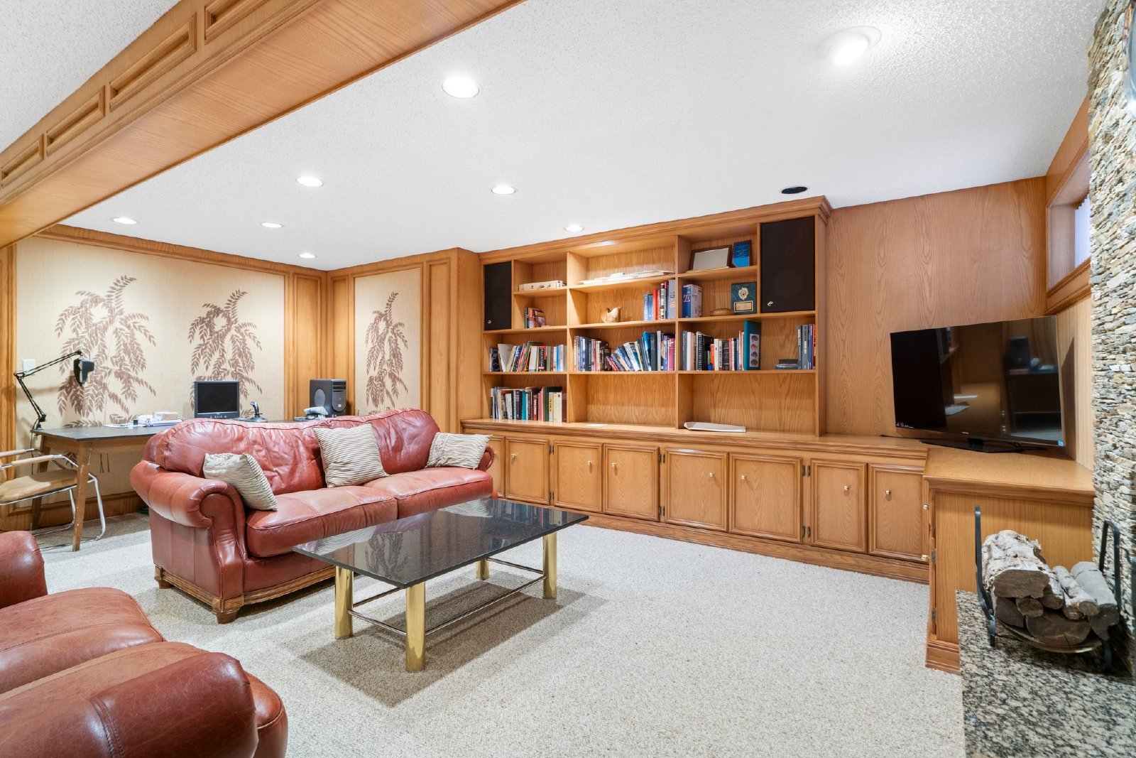 836 Edgemont Rd NW - - property image