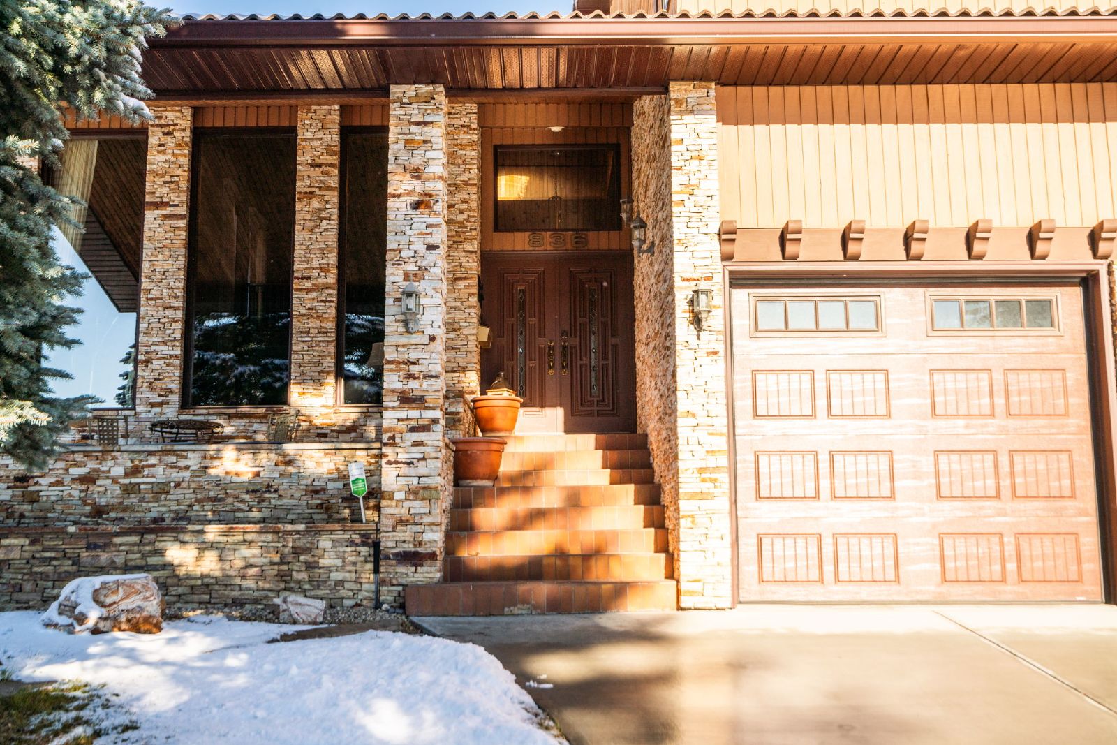 836 Edgemont Rd NW - - property image