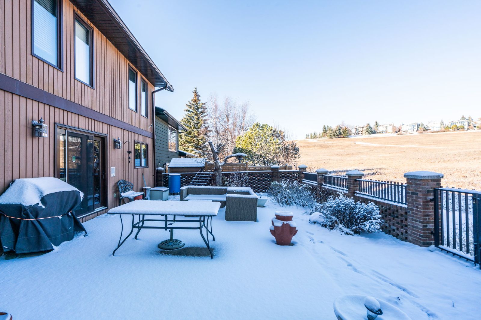 836 Edgemont Rd NW - - property image