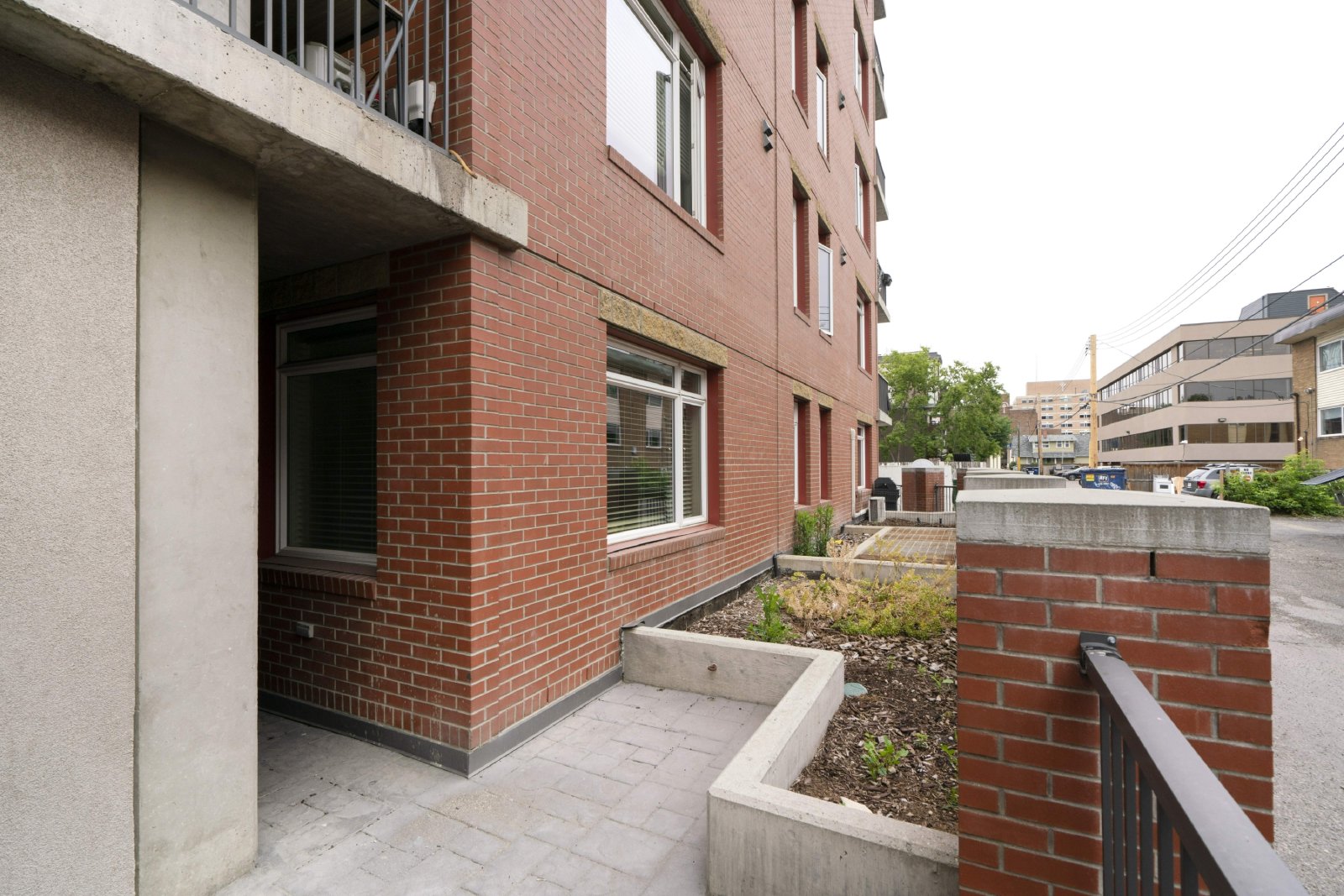 106, 333 - 22 Avenue SW - 1 property image