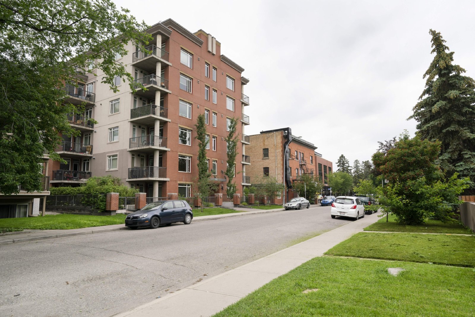 106, 333 - 22 Avenue SW - 1 property image