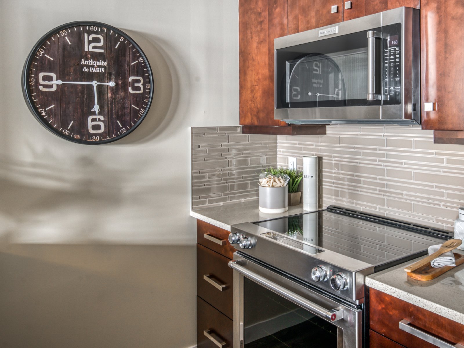 311, 1720 10 Street SW - 1 property image