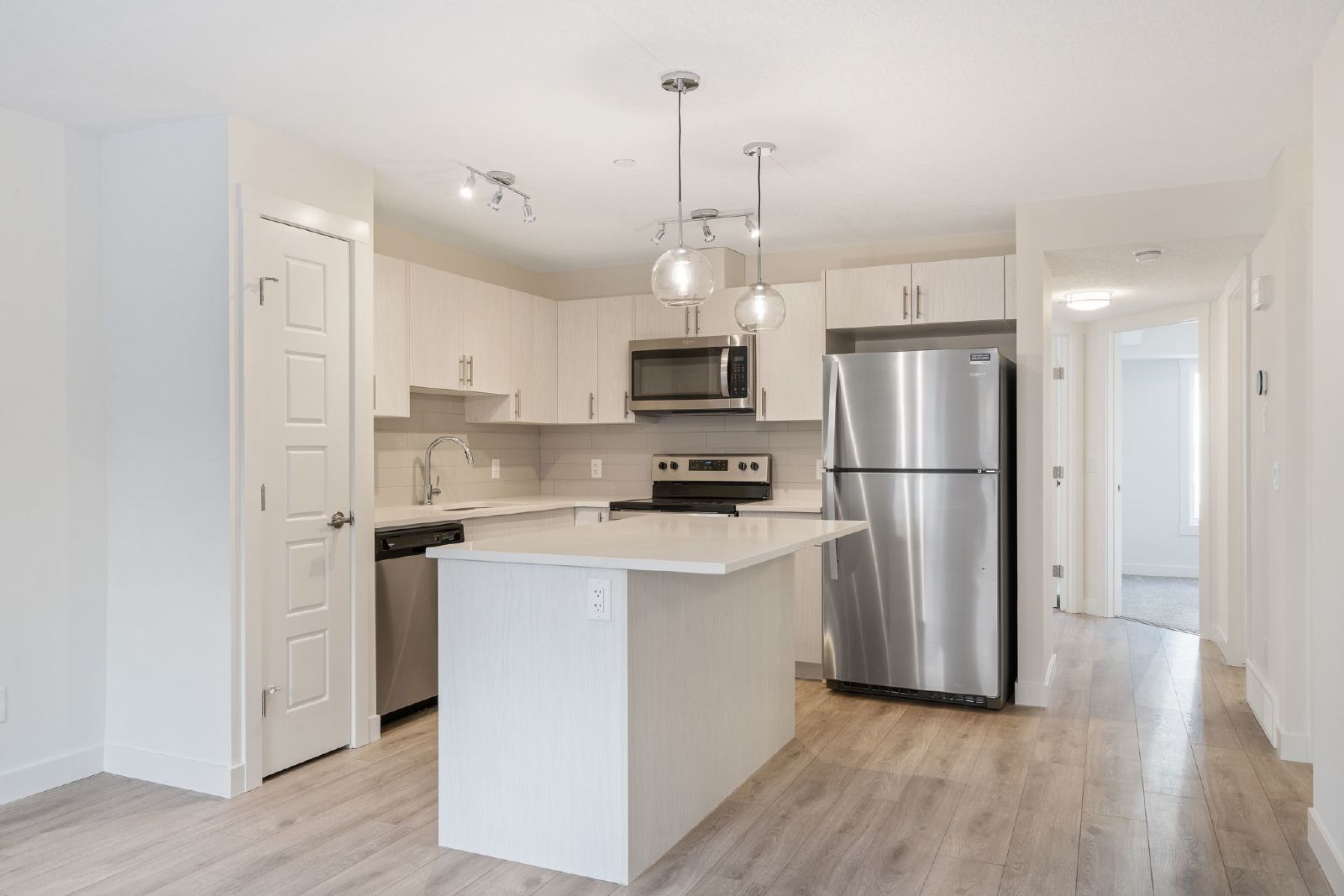 230 Livingston Common NE - - property image