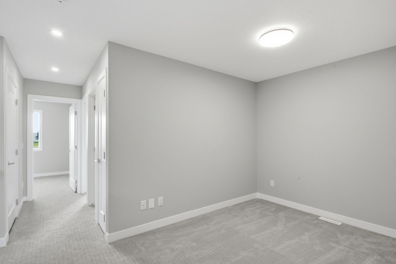 9973 Huxbury Drive NE - A property image