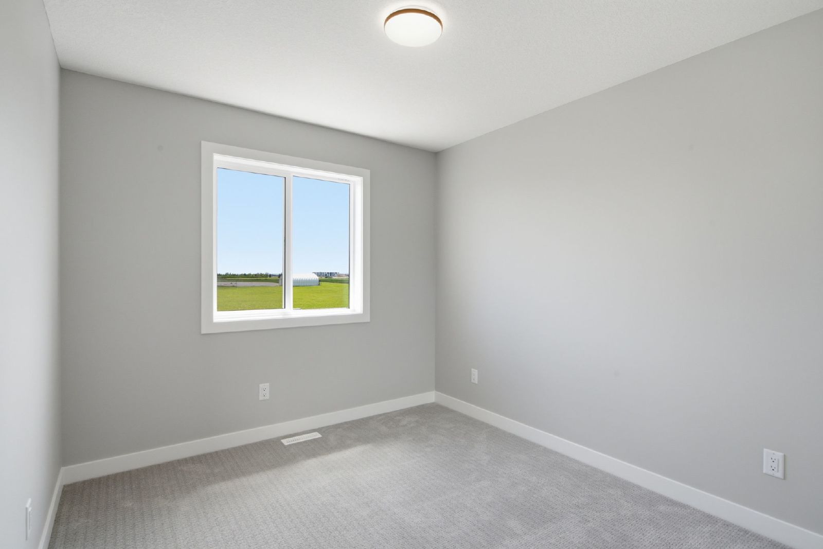 9973 Huxbury Drive NE - A property image