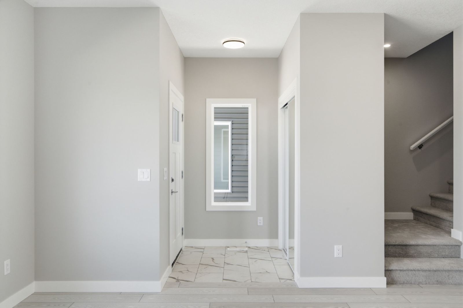 9917 Huxbury Drive Northeast - A property image