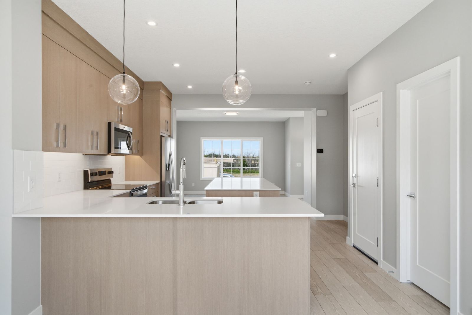 9917 Huxbury Drive Northeast - A property image