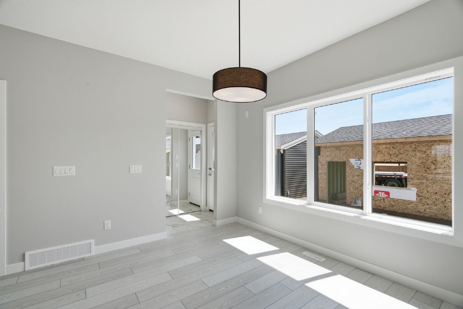 9917 Huxbury Drive Northeast - A property image