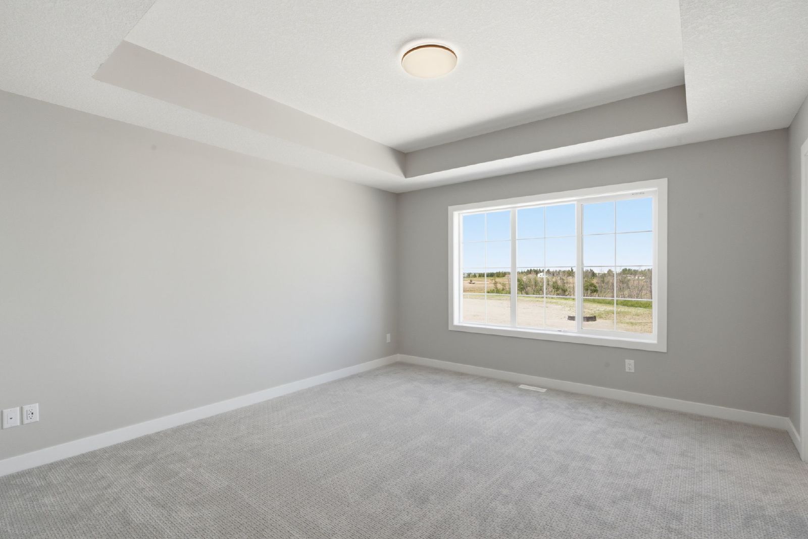 9917 Huxbury Drive Northeast - A property image