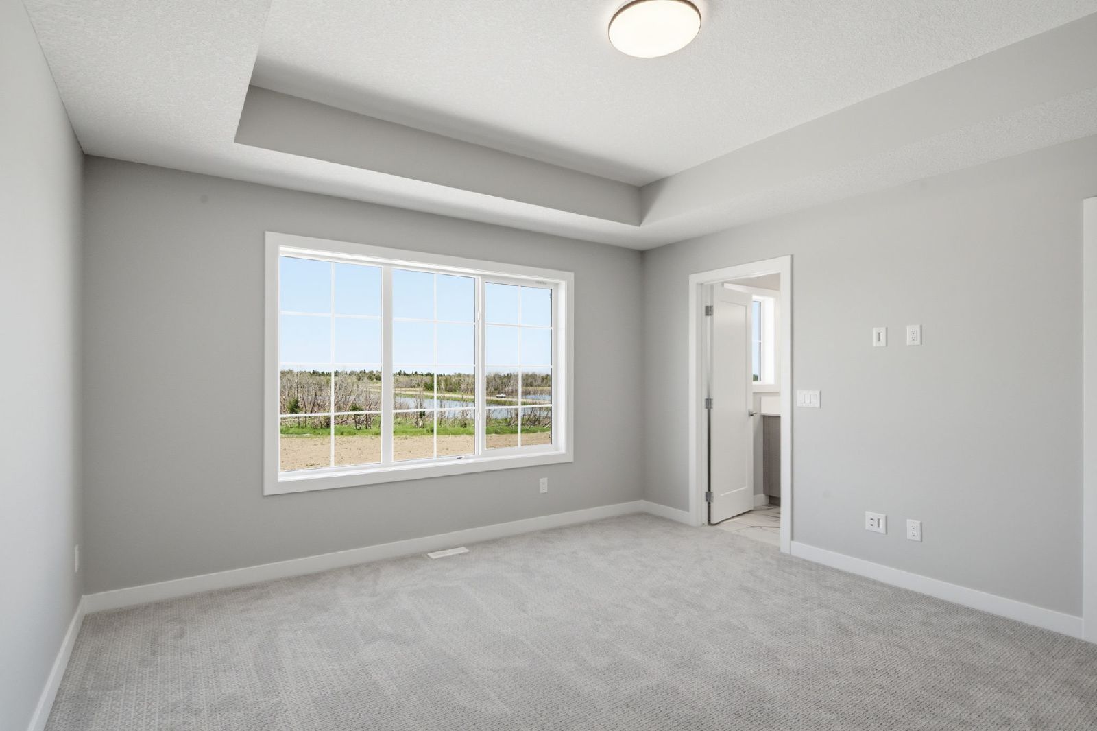 9917 Huxbury Drive Northeast - A property image