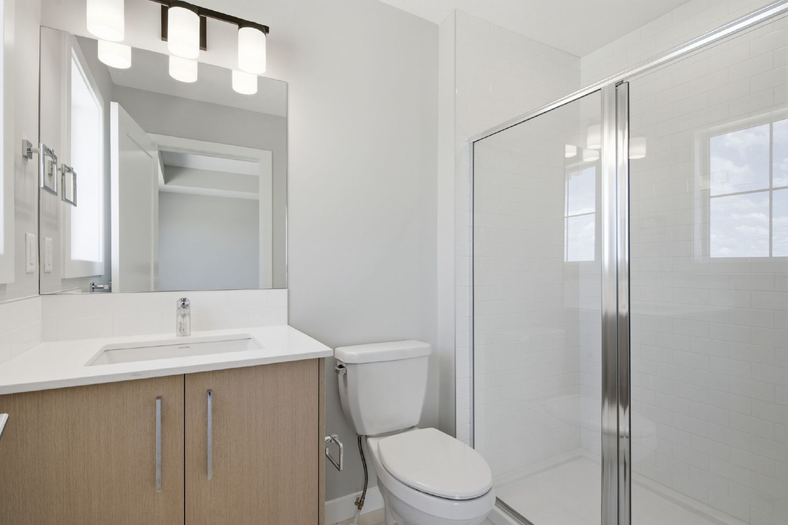 9917 Huxbury Drive Northeast - A property image