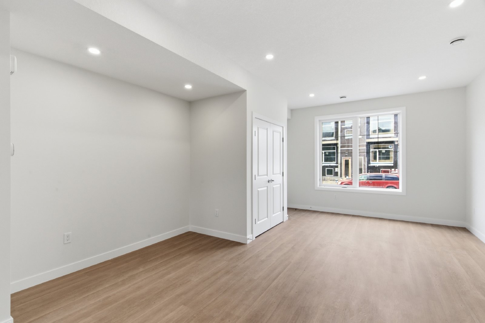 4736 79 Street NW - a property image