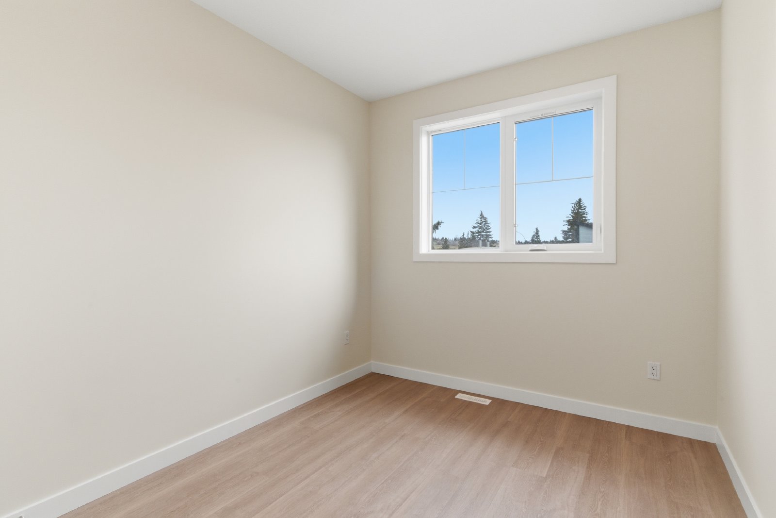 4736 79 Street NW - a property image