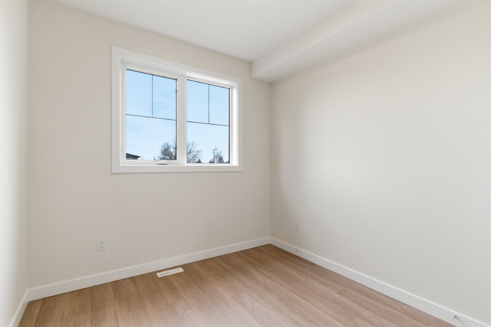 4736 79 Street NW - a property image