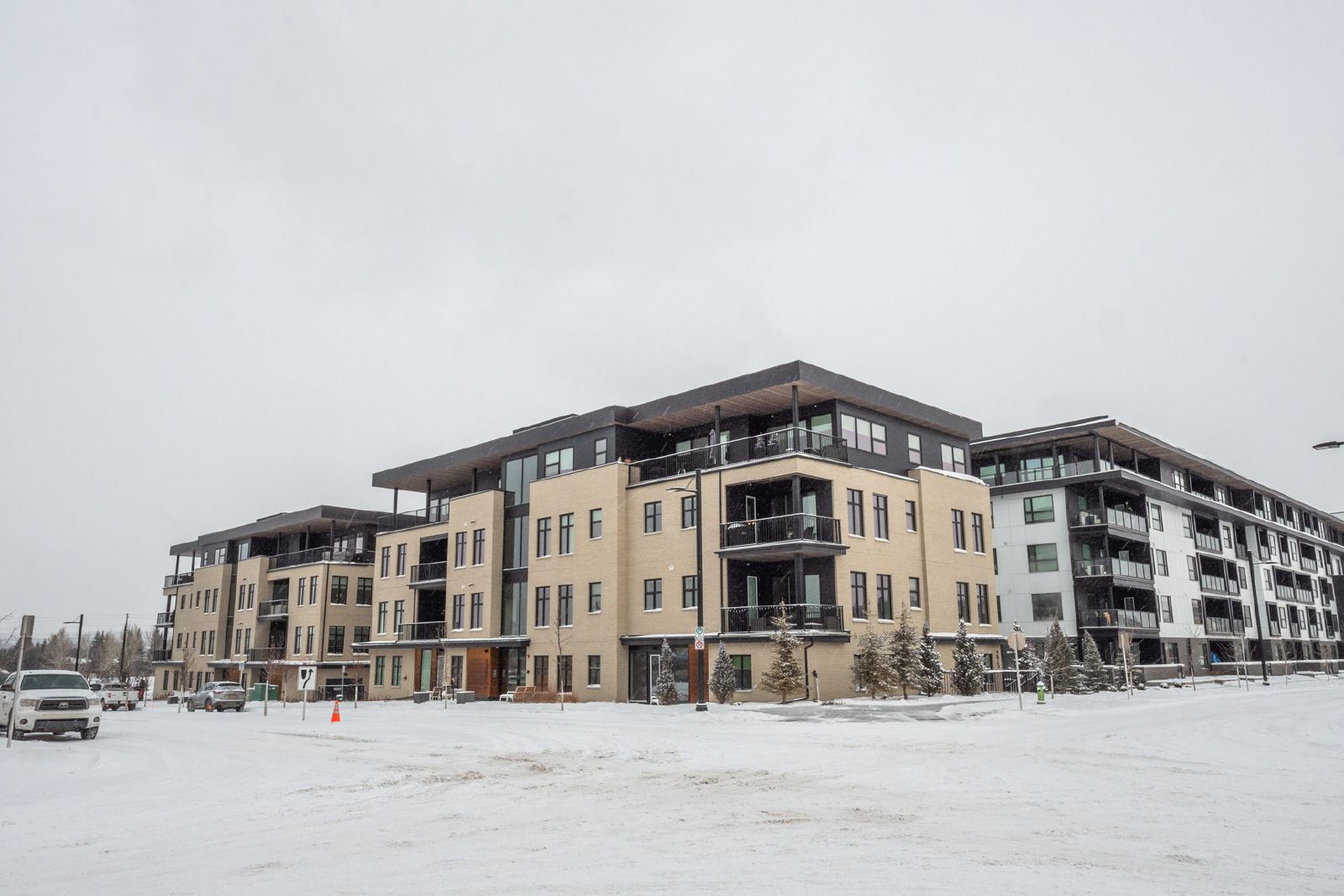 UNIVERSITY DISTRICT - CAPELLA BY BROOKFIELD property image