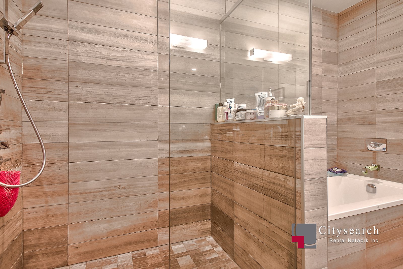 VICTORIA PARK-SUB PENTHOUSE-TWO PARKING STALLS IN PRIVATE GARAGE property image