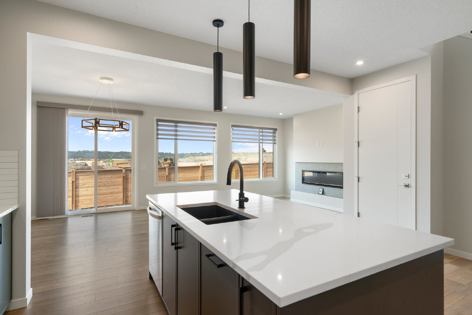 ROCKLAND PARK - BRAND NEW - TWO STOREY - FOUR BEDROOMS property image