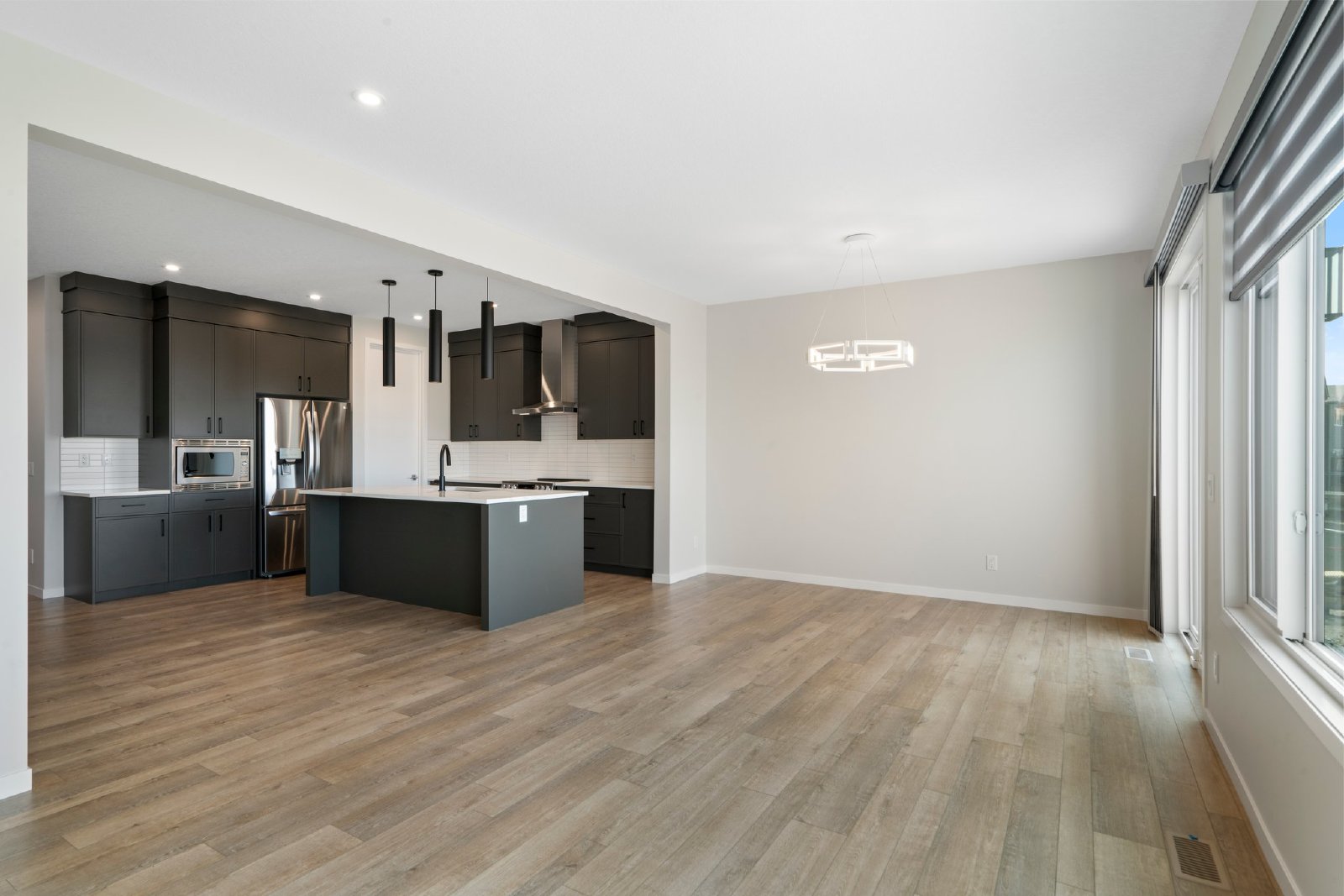 ROCKLAND PARK - BRAND NEW - TWO STOREY - FOUR BEDROOMS property image