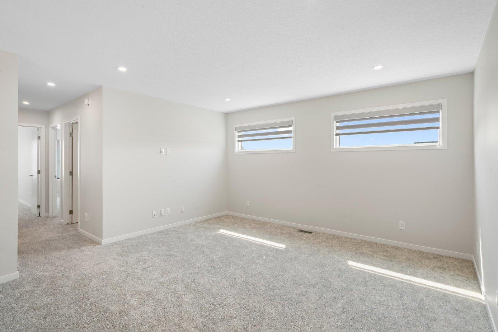 ROCKLAND PARK - BRAND NEW - TWO STOREY - FOUR BEDROOMS property image