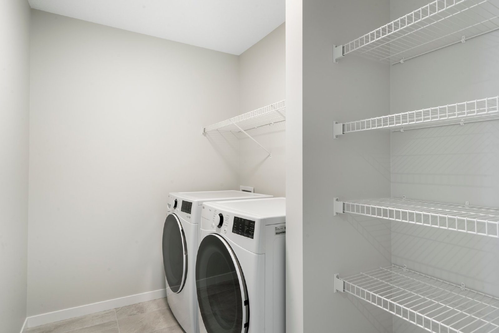 ROCKLAND PARK - BRAND NEW - TWO STOREY - FOUR BEDROOMS property image