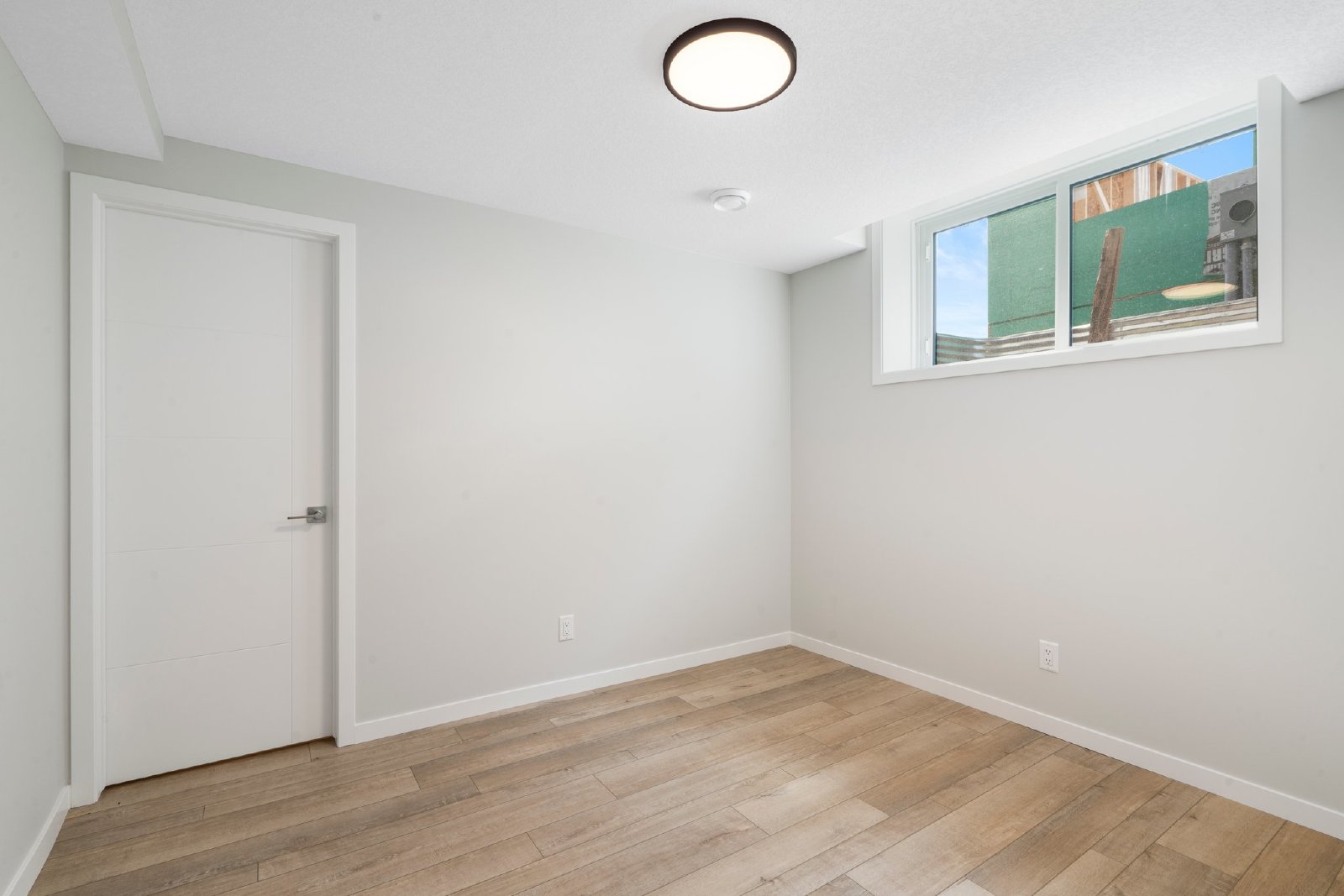 ROCKLAND PARK - BRAND NEW - TWO STOREY - FOUR BEDROOMS property image