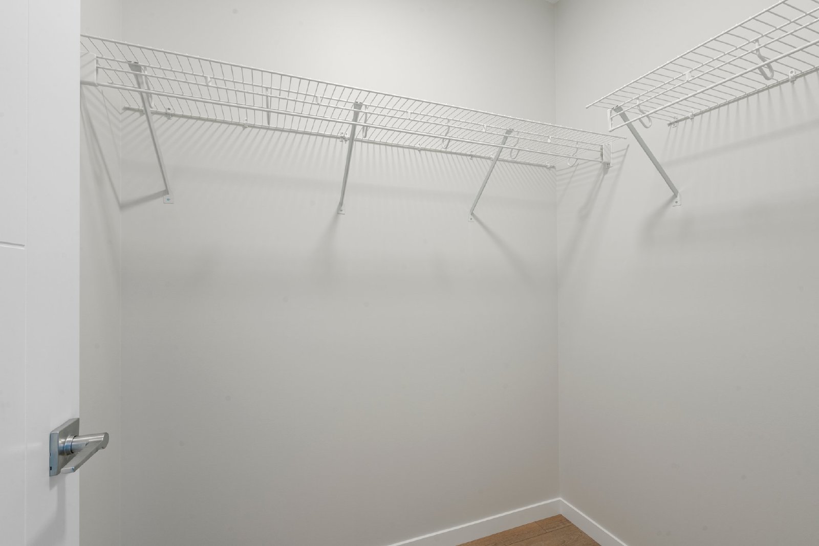 ROCKLAND PARK - BRAND NEW - TWO STOREY - FOUR BEDROOMS property image